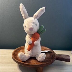 BNWT Jellycat “Bonnie Bunny with Carrot” *RETIRED* 🥕(with dust bag)